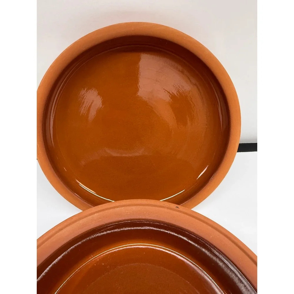 Terracotta Lidded Baker Round Unglazed Clay Casserole Dish Glazed Interior 8.5in